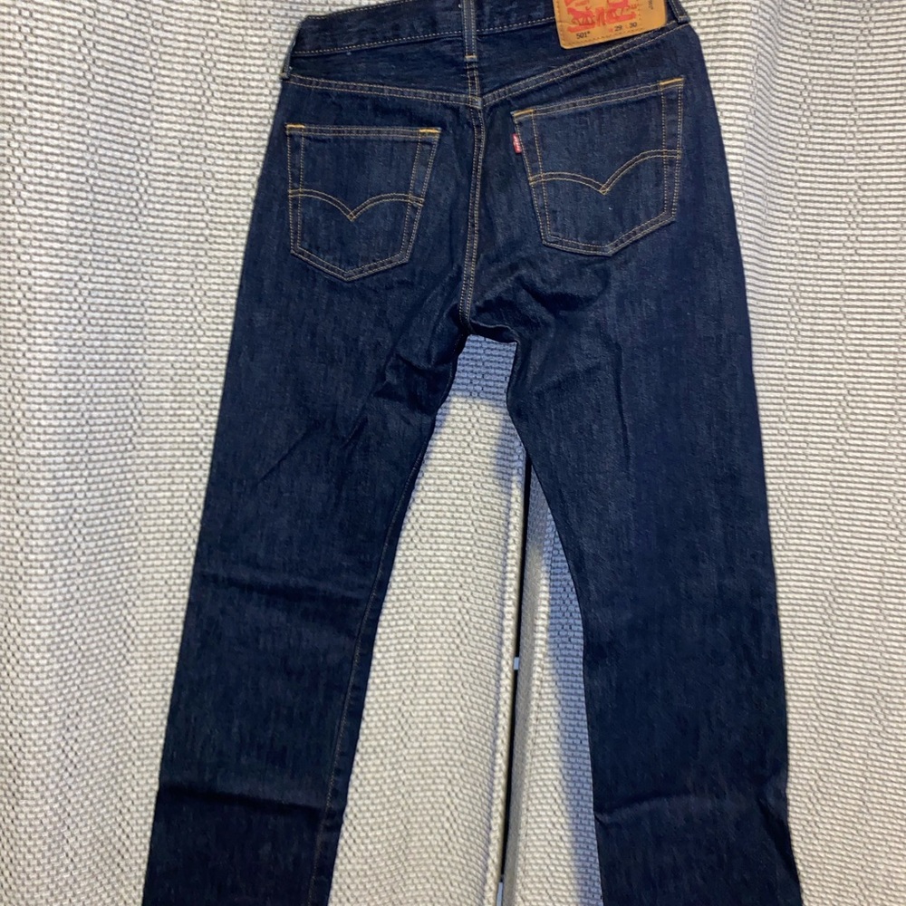 Levi’s - Picture 2 of 3